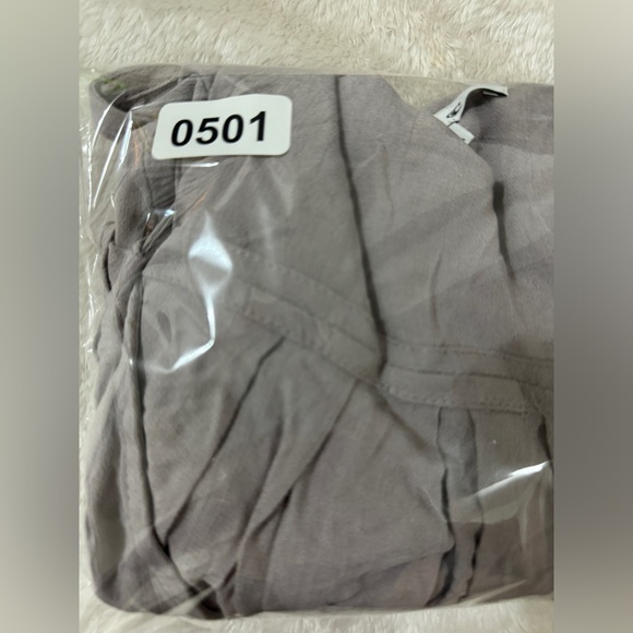 O’Neill Women’s Gray Wrap Long Sleeve Blouse Size XS 
XS - Picture 10 of 10